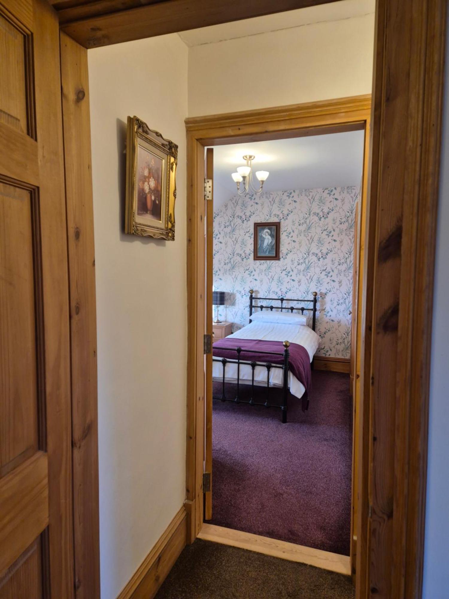 The Old Convent Holiday Apartments Fort Augustus Exteriör bild