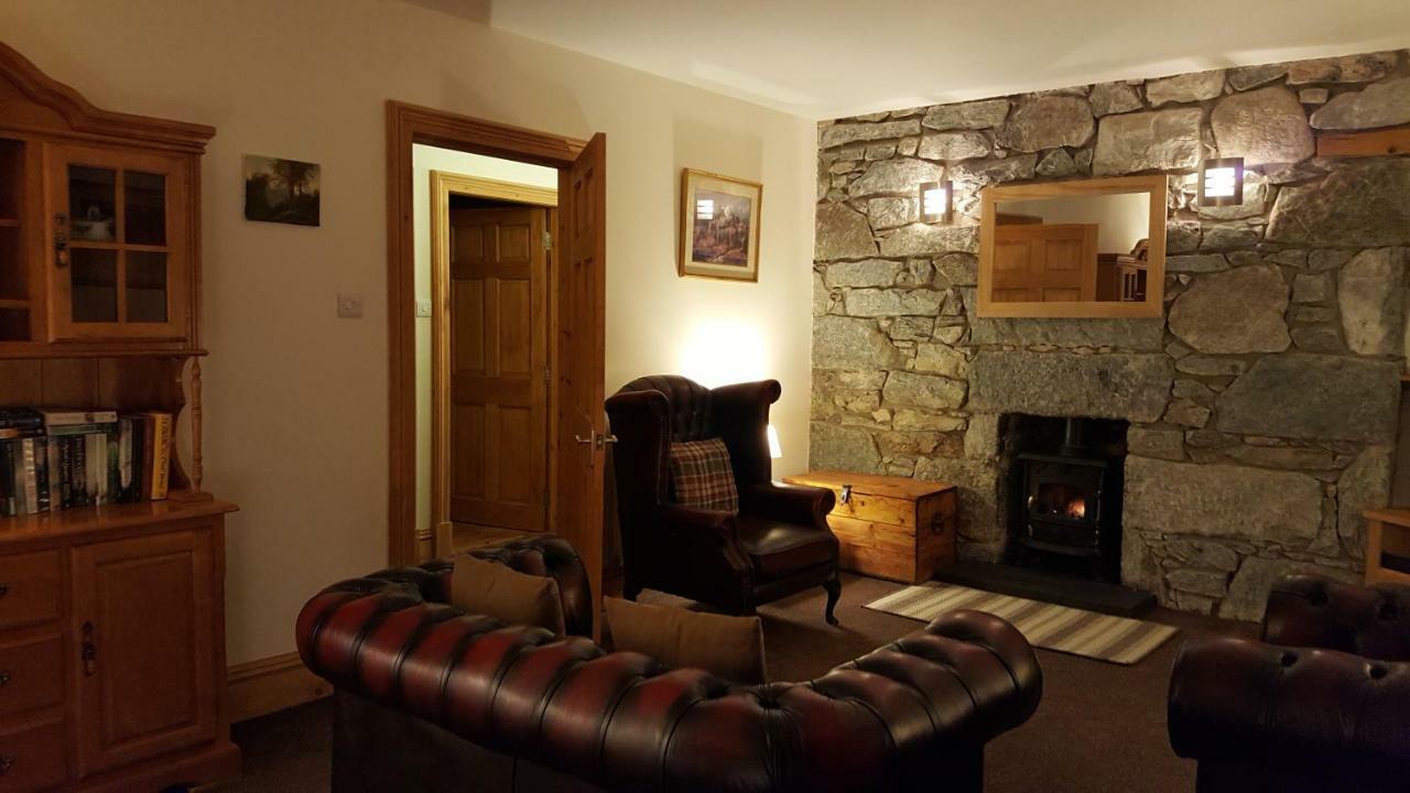 The Old Convent Holiday Apartments Fort Augustus Exteriör bild